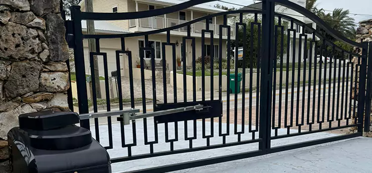 Swing Gate Opener with Keypad Del Rio