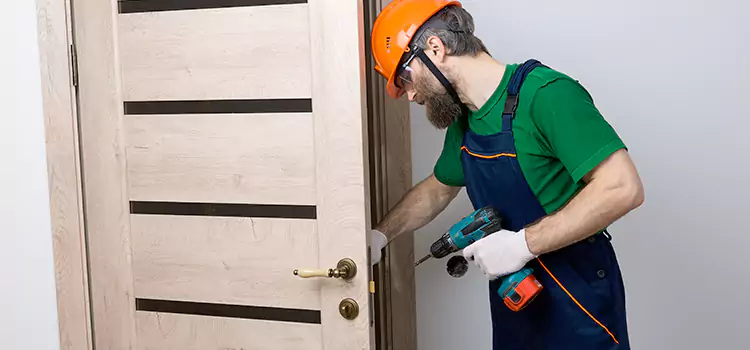 Replace Internal Door Handle with Lock Del Rio